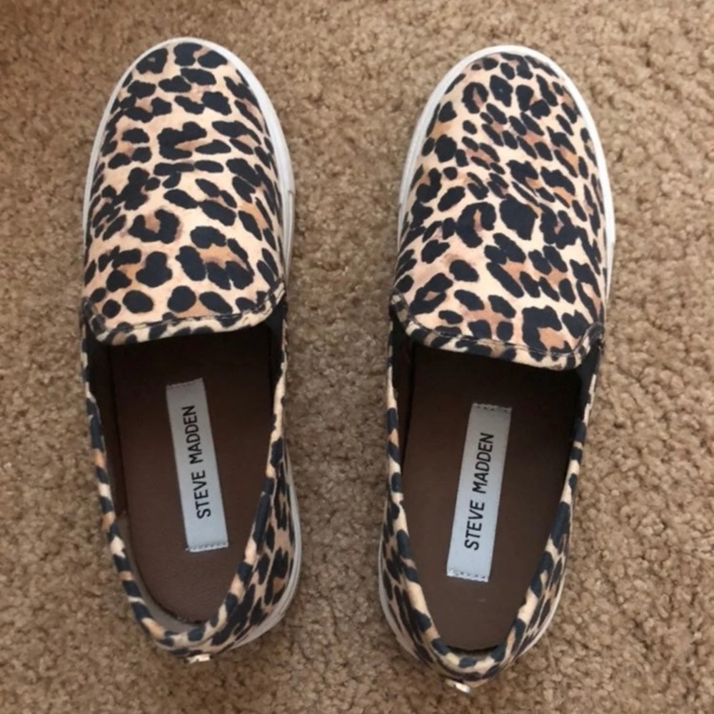 Steve Madden leopard shoes